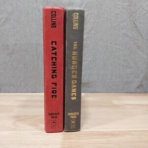 Scholastic Suzanne Collins Hunger Games Catching Fire Hardcover Book Set